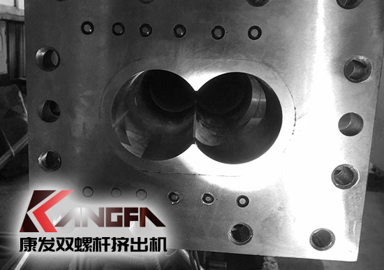 康發(fā)雙螺桿擠出機2020采用新一代機筒，現(xiàn)已全面投產(chǎn)使用